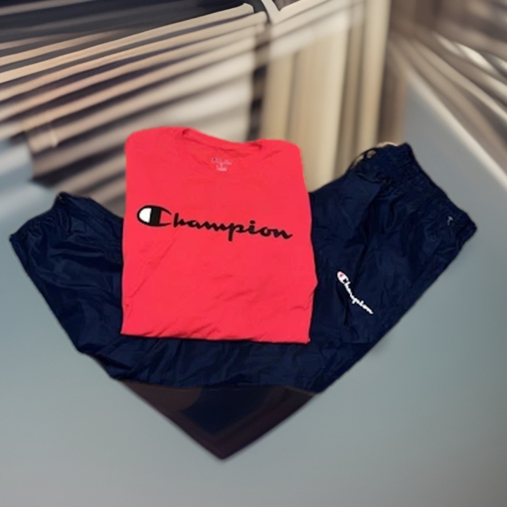 CHAMPION OUTFIT Red Crew Neck LS Top & Blue Windbreaker W/Pocket Zip Cuff Jogger